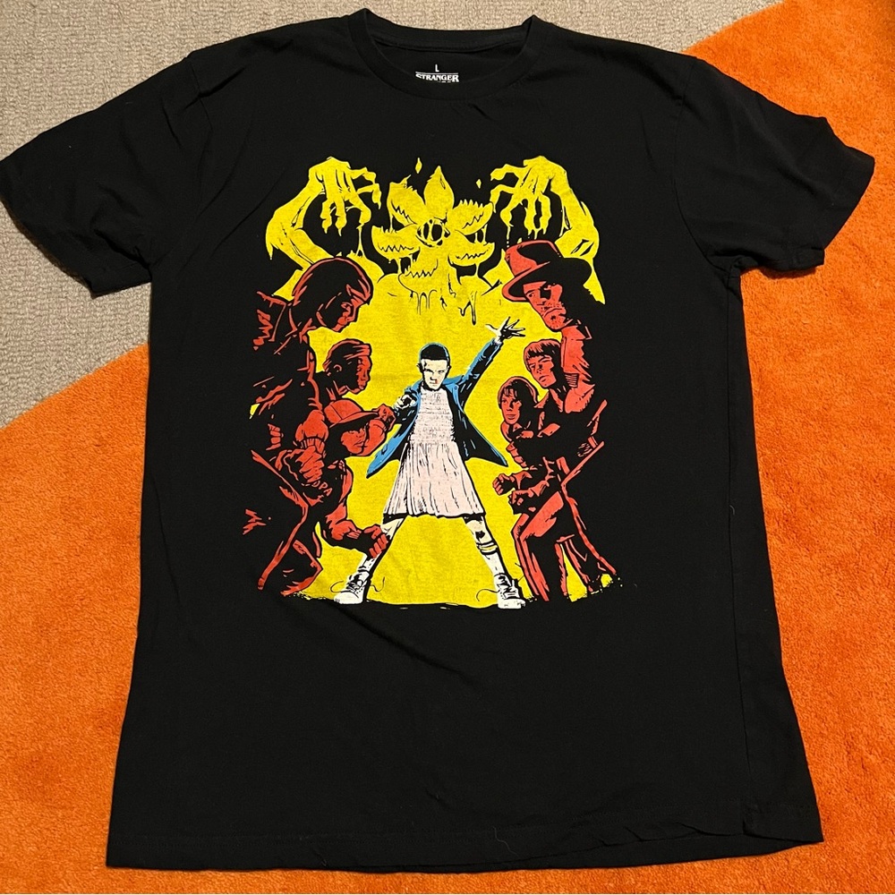STRANGER THINGS Official Licensed Netflix Loot Crate Graphic Tee T-Shirt